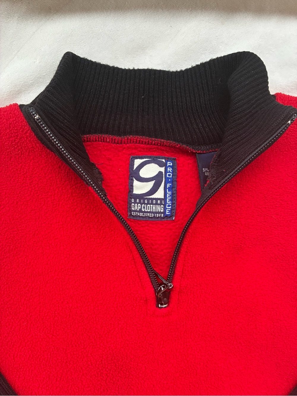 Vintage GAP Pro Fleece Red Black Quarter Zip Pullover Sweater Size M